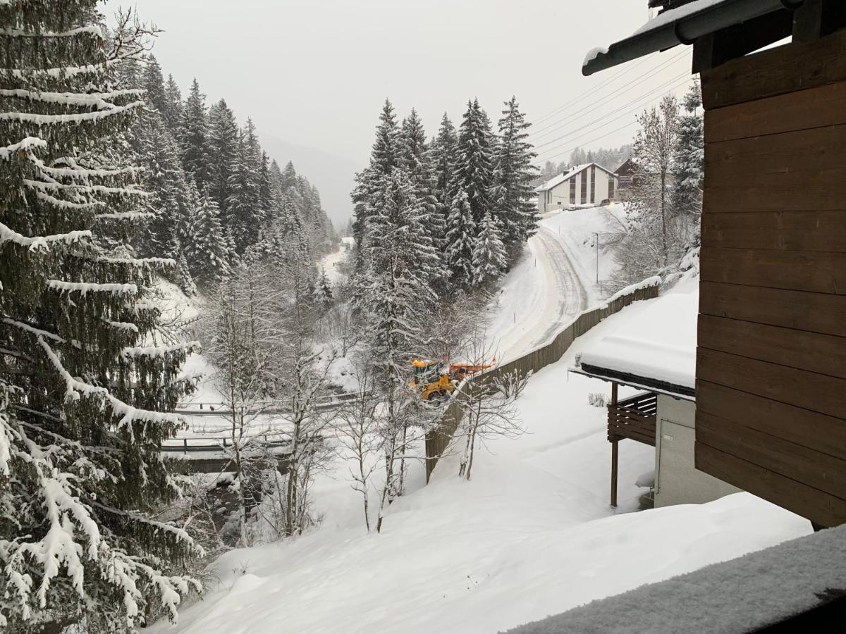 Ferienwohnung Laax Mit Traumblick, Grossem Balkon Und Terrasse Exterior foto